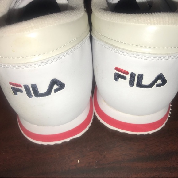 Fila - Picture 3 of 4